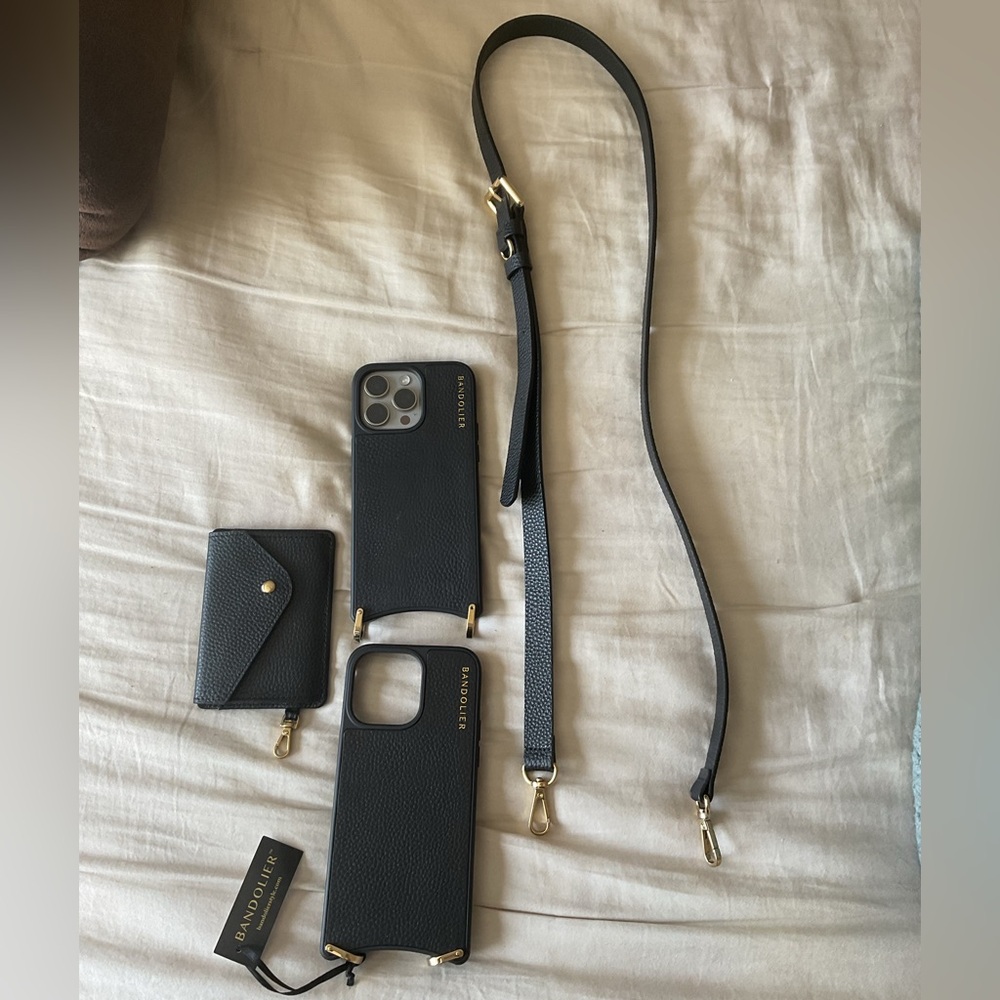 Bandolier Remi iPhone 15 Pro Max